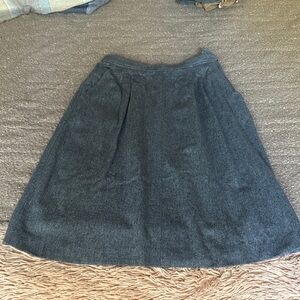 Elegant Gray Women's Skirt